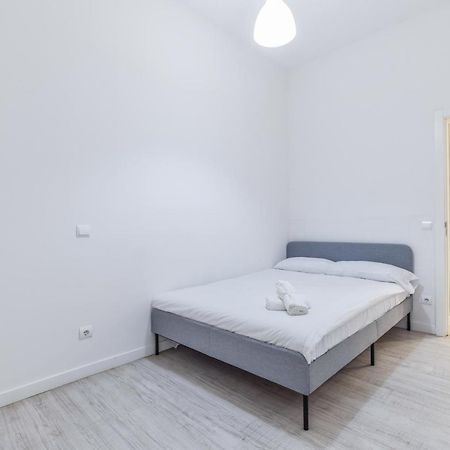 Ferienwohnung Amplio Apartamento En Malasana Para 6 Personas Madrid Exterior foto
