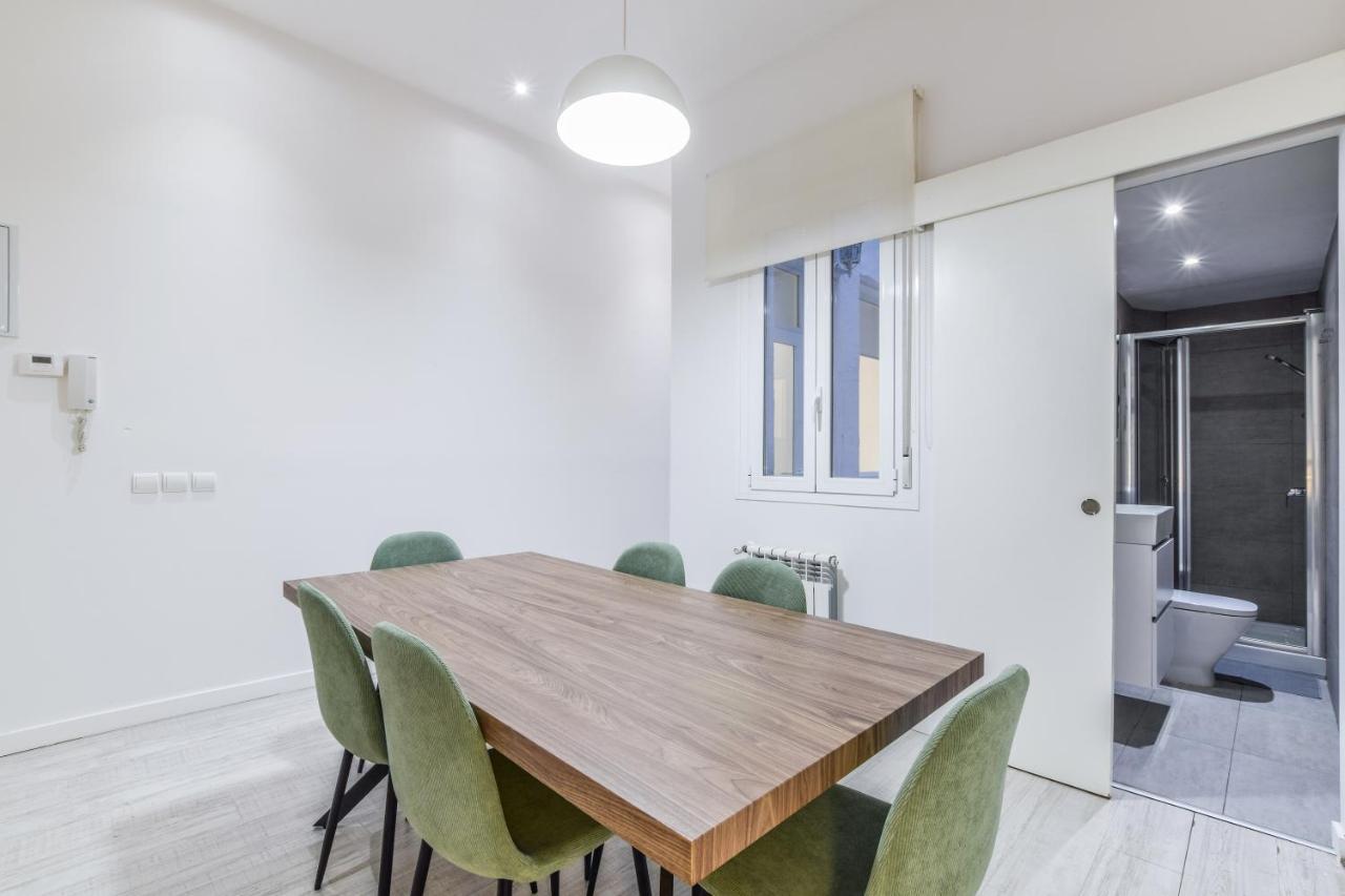 Ferienwohnung Amplio Apartamento En Malasana Para 6 Personas Madrid Exterior foto