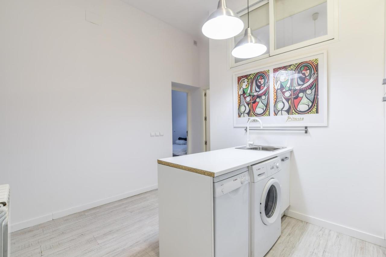 Ferienwohnung Amplio Apartamento En Malasana Para 6 Personas Madrid Exterior foto
